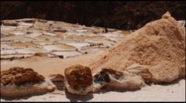 partially harvested salt- tas de sel partiellement récolté- Maras-Peru